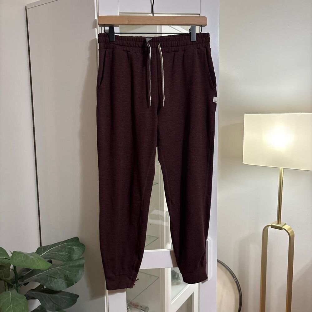 Vuori Performance Jogger Sweatpants Burgundy Red size Small